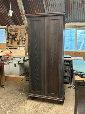 Classic Oak Cabinet 1