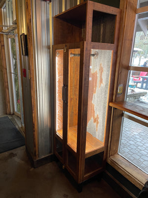 display cabinet 3