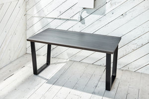 Quadra Desk 1