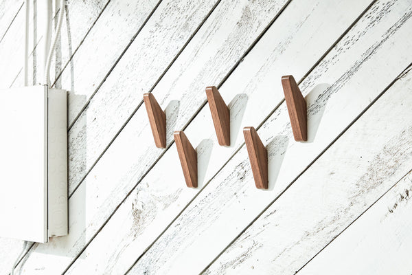 pack of 5 wood wall hooks