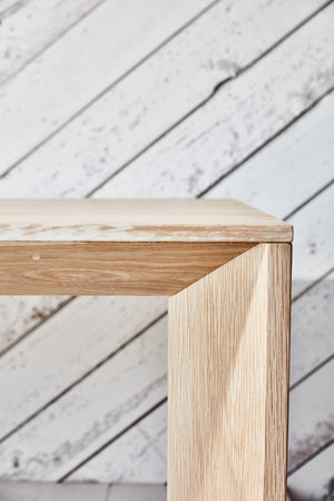 table base with angle detail