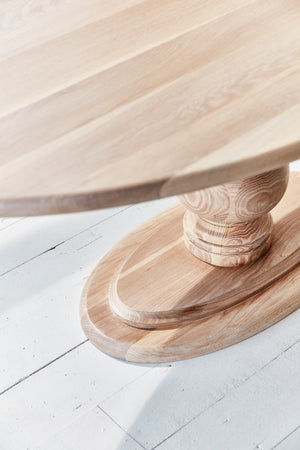 Oxford Pedestal Oval Dining Table 5