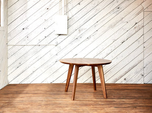 handmade round table