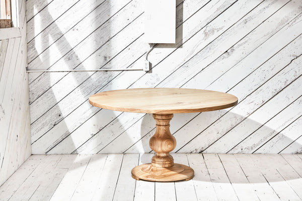 J&S Custom Furniture in Vancouver, BC